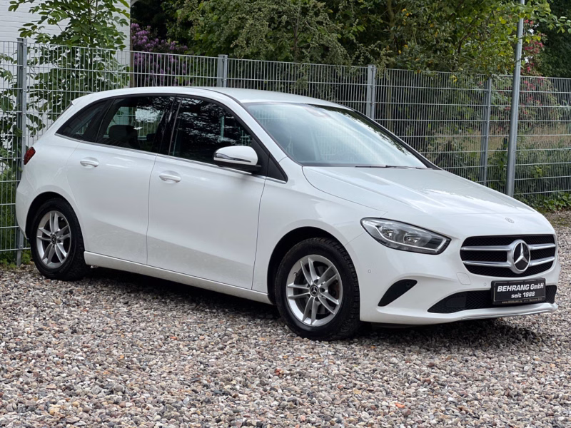 Mercedes-Benz B180d STYLE TAXI PAKET *KAMERA*NAVI*AUTOMATIK*
