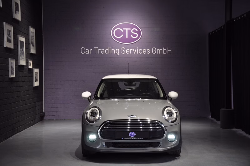 MINI COOPER Mini / Automatic