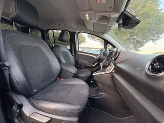 Mercedes-Benz T 180 Automatik Tempomat*Navi*Kamera*AWR - foto 1