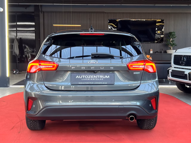 Ford Focus Titanium EcoBoost PANO / ACC / NAVI / B&O SOUND / BLIS / KAM / HUD / - foto 5