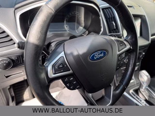Ford S-Max Titanium*2.HAND*KLIMA*NAVI*AHK*LED*TOT*SPU - photo 3