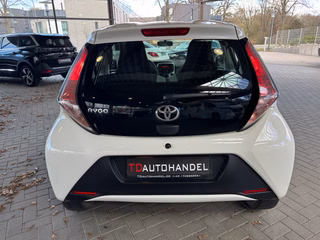 Toyota AYGO x Automatik 1.Hand - foto 6