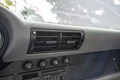 Daumennagel 17 - Porsche 911/993 Carrera  6-Gang Z8 schwarz metallic
