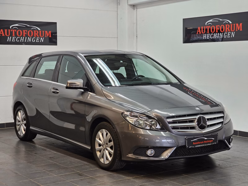 Mercedes-Benz B 180 BlueEFFICIENCY Navi AHK Rückfahrk.Parkass.