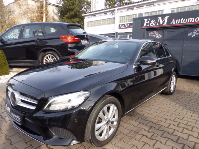 Mercedes-Benz C 220 d 4Matic EXCLUSIVE*KAMERA*HUP*LEDER*AHK* - photo 1