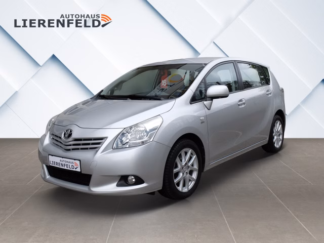 Toyota Verso Life 2.2 D-CAT Toyota Scheckheft - фото 1