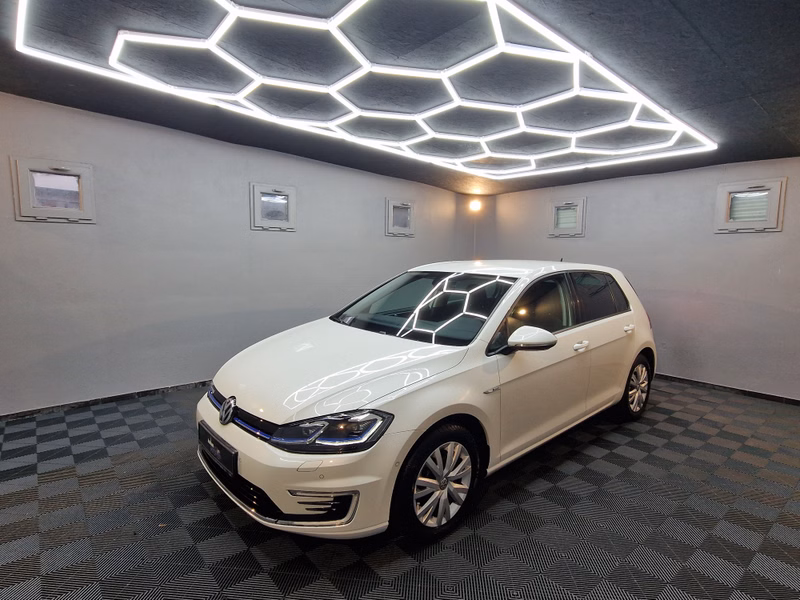 Volkswagen e-Golf E-SOUND|WÄRMEPUMPE|ACC|LED|LEDER