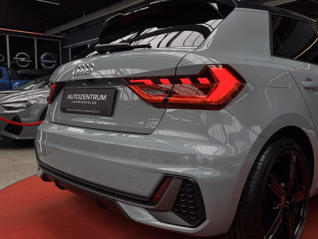 Audi A1 Sportback S-line PRE SENSE / TEMP / SPURWECHSEL / CAM 25 TFSI S line - foto 10