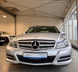 Mercedes-Benz C 200 T CDI BlueEfficiency Avantgarde Autom., Navi Tempomat AHK PDC - photo 1