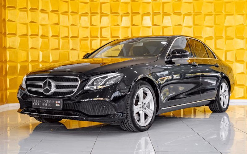 Mercedes-Benz E 400 4MATIC 360° ACC LUFT SCHIEBEDACH Standheizung