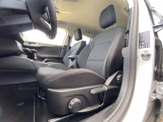 Ford Focus Turnier Titanium Edition +1.HAND+LED+KAMERA+ - bilder 4