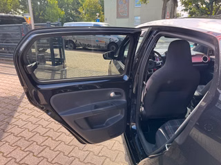 Volkswagen up! 1.0 TSI GTI - foto 18
