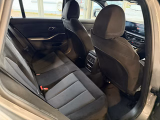 BMW 330 i xDrive M Sport Autom., LED Navi Kamera ACC - bilder 10