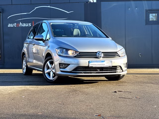 Volkswagen Golf Sportsvan VII Comfortline| Temp| AHK| PDC Used vehicle for sale | First registration 02/2016 | Price 9.990 €