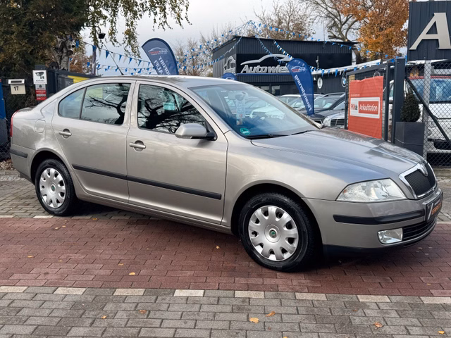 Skoda Octavia 1.6 MPI Aut.*1.Hd*Klima*Szhz*PDC*TÜV NEU - bilder 1
