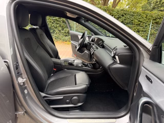 Mercedes-Benz A 200 Edition/Kamera/ - foto 11