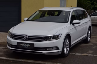 Volkswagen Passat 1.5TSI DSG Highline AHK KAM ACC Navi LED