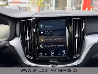 Volvo XC 60 Momentum AWD*1.HAND*PANO*SPUR*AHK*KAMERA* - bilder 21
