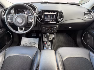 Jeep Compass Limited 4WD Automatik 4X4 - foto 6