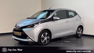 Toyota Aygo x-play touch KAMERA-KLIMA-BUSINESS - фото 1