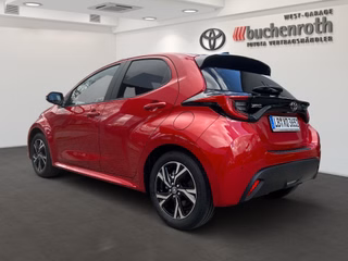 Toyota Yaris Hybrid Teamplayer + Safety - & Comfort Paket - bilder 7