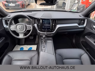 Volvo XC 60 Momentum AWD*1.HAND*PANO*SPUR*AHK*KAMERA* - bilder 6