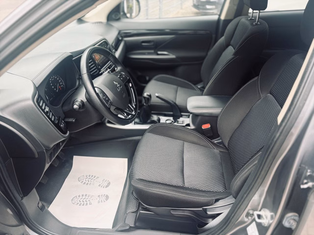Mitsubishi Outlander Edition 2WD+SHZ+Carplay+Kamera+MFL+Alu - bilder 5