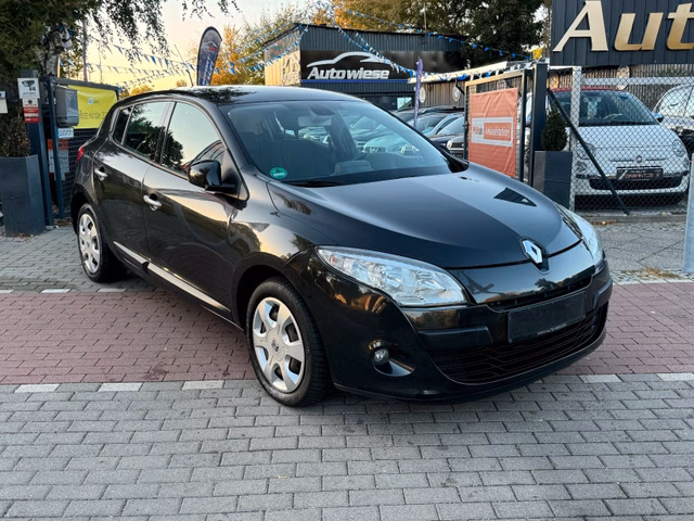 Renault Megane III Lim. 5-trg. Dynamique 1.9dCi*Navi*EU5 - foto 1