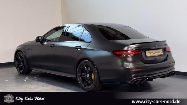 Mercedes-Benz E 63S AMG 4M+ PERF.SITZ+360°+PANO+MULTIBEAM - bilder 3