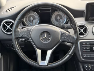 Mercedes-Benz GLA 200 CDI / d 4Matic Pano / Navi/ - foto 13
