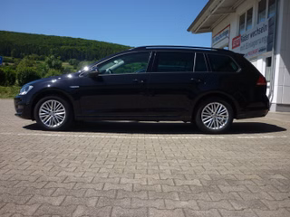 Volkswagen Golf VII Variant Gebrauchtwagen Kaufen