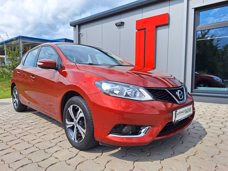 Nissan Pulsar Kamera, Navi, 8 fach bereift