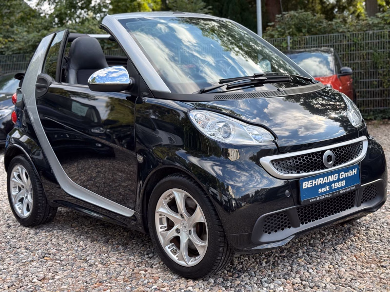Smart ForTwo CABRIO*84PS*SERVO*SITZHEIZUNG*LEDER*