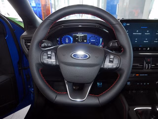 Ford Focus Turnier ST-Line X 1.0 EcoBoost Hybrid - foto 7