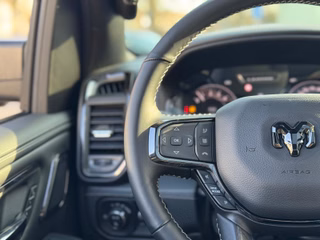 Dodge RAM Limited Night Exclusive + 24" +elektr. Rollo - foto 28