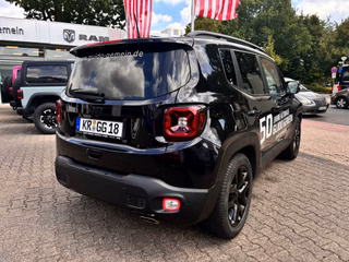 Jeep Renegade 1.3 T-GDI Automatik Limited Black-Pack - foto 9