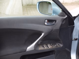 Lexus IS 220d Limited aus 1.Hand - bilder 10
