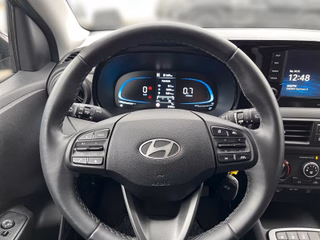 Hyundai i10 Trend Automatik Navi Kamera SHZ LRH - bilder 8