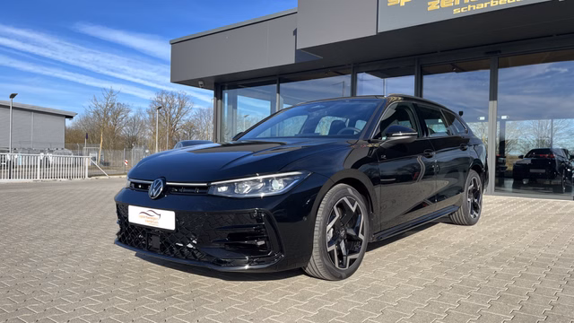 Volkswagen Passat Variant 2.0 TSI 195 kW 4Motion R-Line HUD, Matrix age.one-day registration Kaufen | EZ 03/2026 | Preis 45.985 €