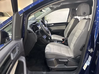 Volkswagen Touran 2.0TDI DSG 7SITZE STANDHZ SOUNDSYS CARPL. - bilder 11