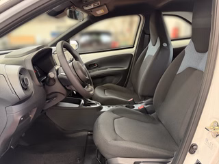 Toyota Aygo X Hybrid Pure + Car Play - foto 11