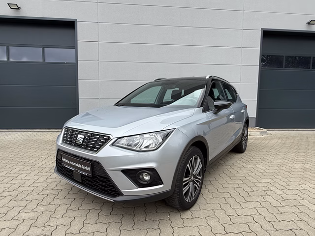 SEAT Arona Xcellence Kamera Sitzhzg Tempo Navi AppleCarplay - foto 1