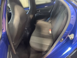 Toyota Aygo X Pulse +Allwetterräder - bilder 9
