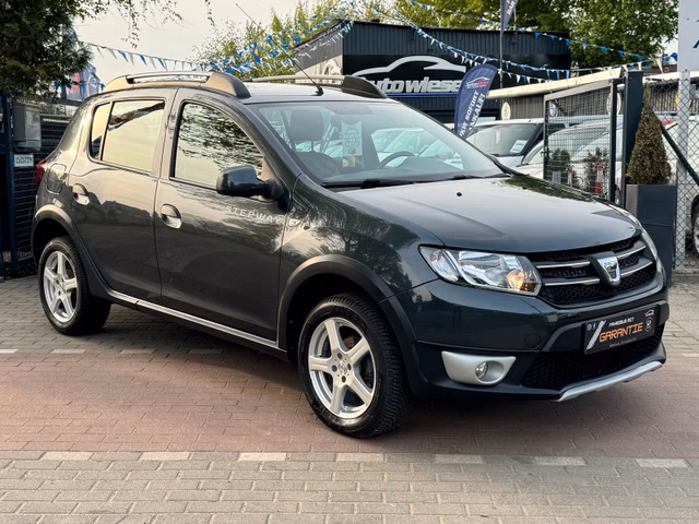 Dacia Sandero - foto 1