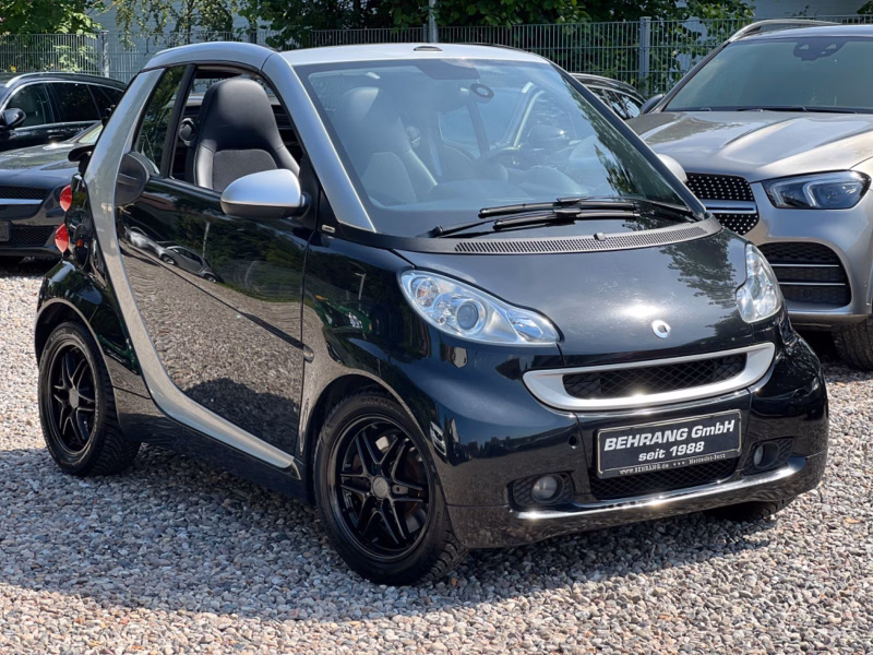 Smart ForTwo CABRIO 84PS*SERVO*NAVI*LEDER*BRABUS*SHZ*