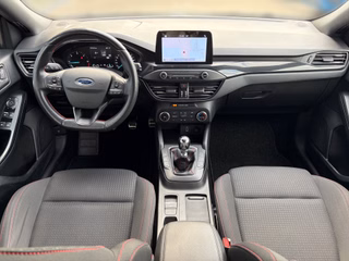 Ford Focus Turnier ST-Line 2.0 TDCi +NAVI+PDC+RFK+WINTERPAKET+ - bilder 1
