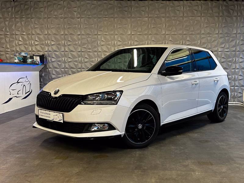 Skoda Fabia Monte Carlo CARPLAY-NAVI SHZ MONTE CARLO