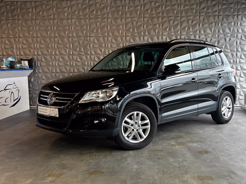 Volkswagen Tiguan Trend & Fun BMT ALLWETTERREIFEN TÜV NEU