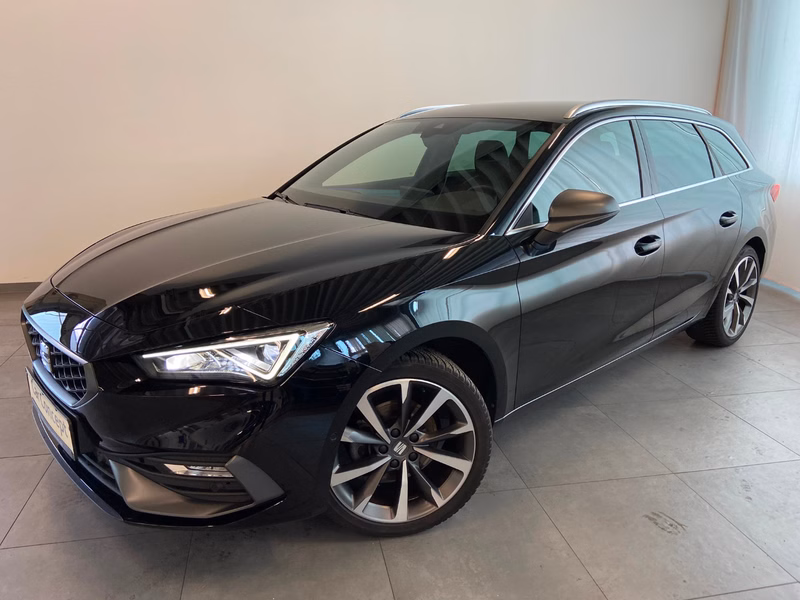 Seat Leon Sportstourer 1.5 eTSI FR DSG T-LEDER LED 18"