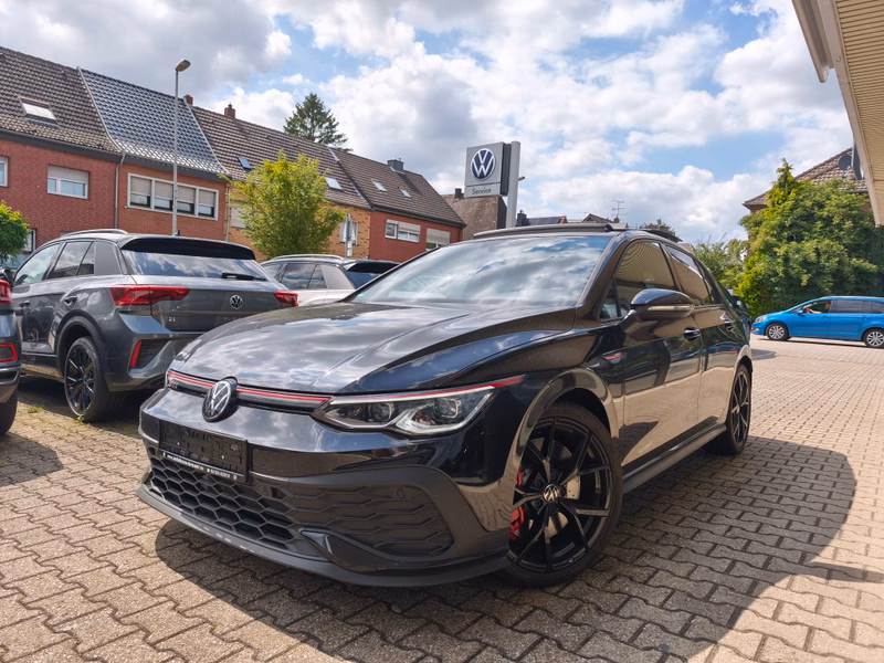 Volkswagen Golf VIII GTI Clubsport IQ,PANO,AKRA,KAM,WR